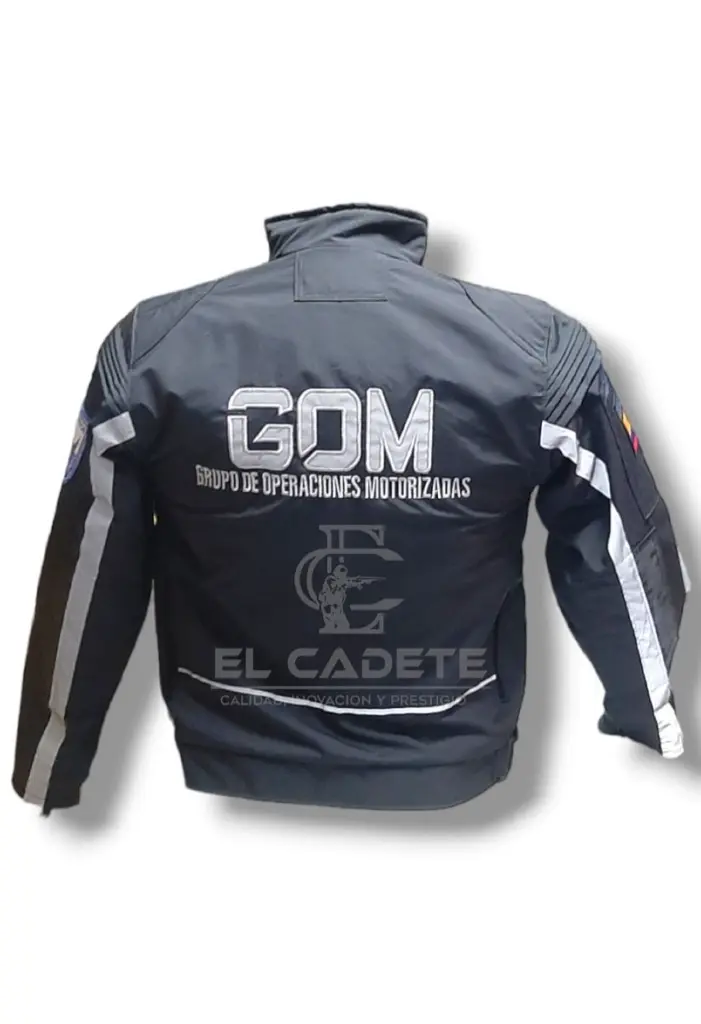 Chompa táctica del GOM-001 (3).webp