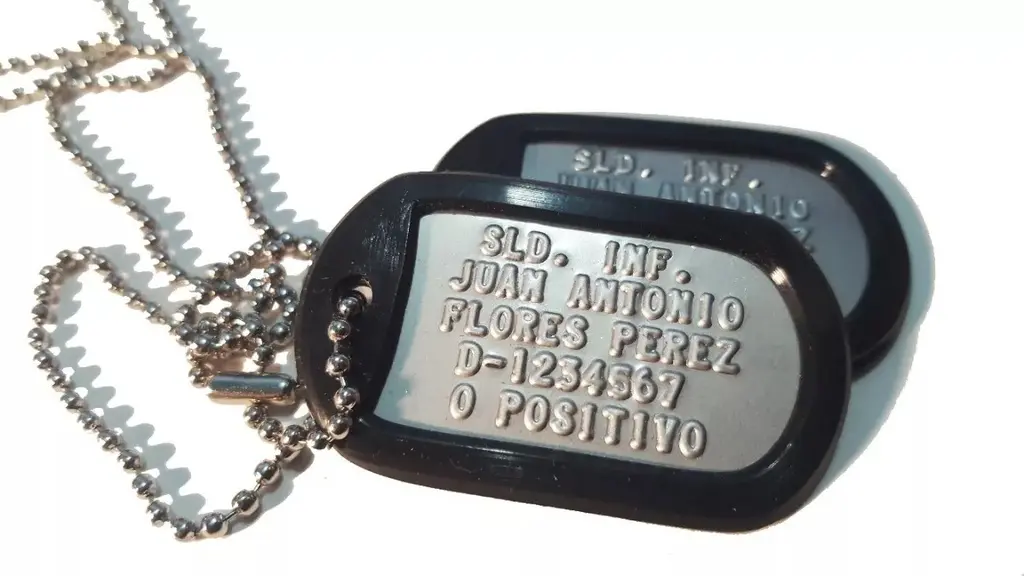 Placas Militares de cuello - ALTO RELIEVE 